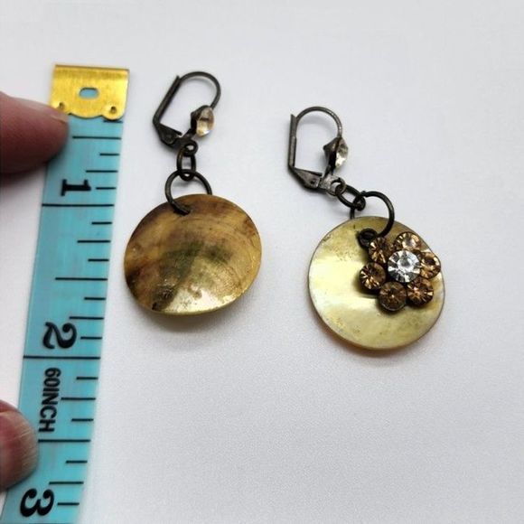 Vintage Circular Gold Tone Shell Floral Rhinestone Dangle Drop Earrings - Picture 2 of 4